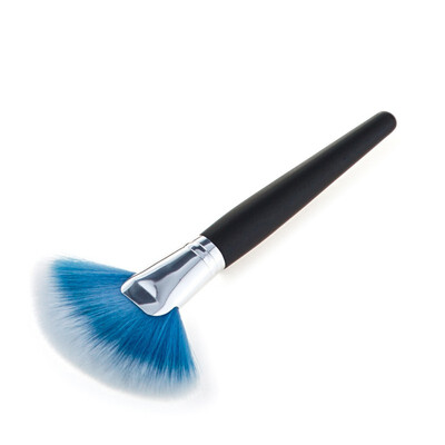 

1pcs Fan Shape Makeup Brushes Foundation Powder Blush Blusher Highlighter Contour Brush Cosmetic Brush Beauty Tools