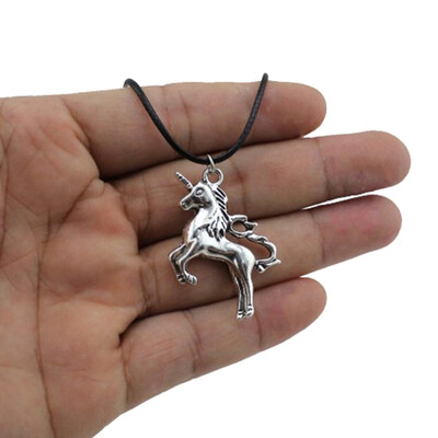 

Vintage Unicorn Necklace Alloy Silver Bronze Unicorn Clavicle Chain Pendant Necklace Perfect Gift for Girls or Boys