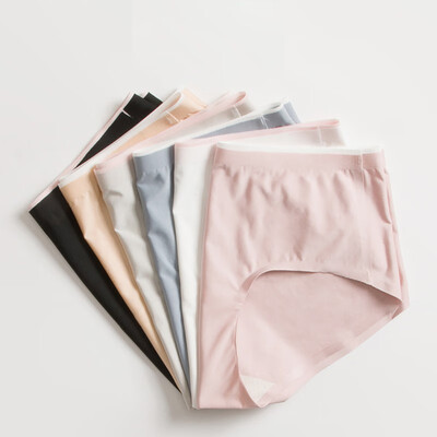

Seamless Ice Silk Bacteriostatics Patchwork Airy Panties Underwear For Women Sexy Mid Waist Lingerie Summer Sale Underpants