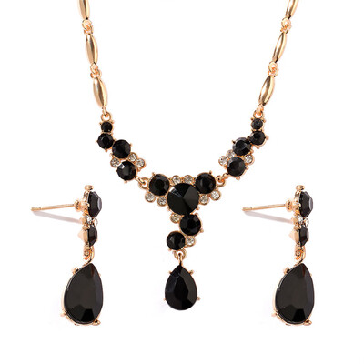 

Fashion Wild Creative Crystal Necklace Earrings Two-Piece Bridal Wedding Jewellery Set Engagement Gift