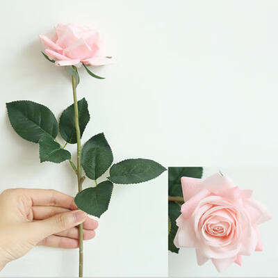 

1PCS New ins Romantic Artificial Rose Feel Moisturizing Rose Artificial Flower