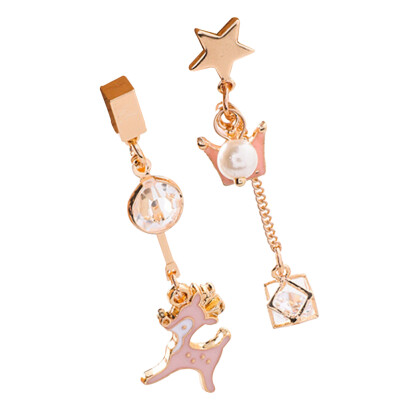 

Korean Lovely Cartoon Style Dangle Earrings Asymmetric Deer Crown Rhinestone Fashion Earrings For Women