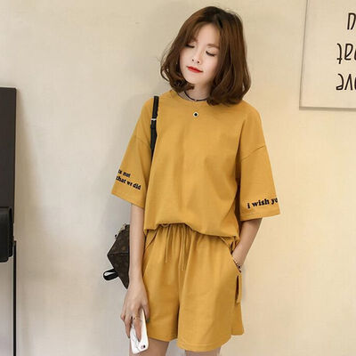 

Women Summer Loose Simple Round Neck Short-sleeved Tops Wide Leg Solid Color Shorts Fashion Casual Two-Piece Set New