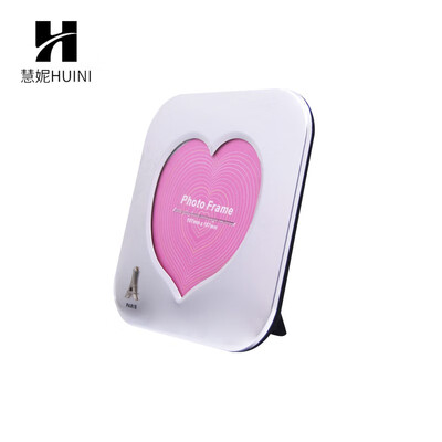 

Heart shaped couple photo frame simple