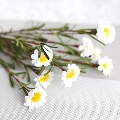 

Gobestart 8 Heads Artificial Silk Fake Flowers Leaf Daisy Wedding Floral Decor Bouquet WH