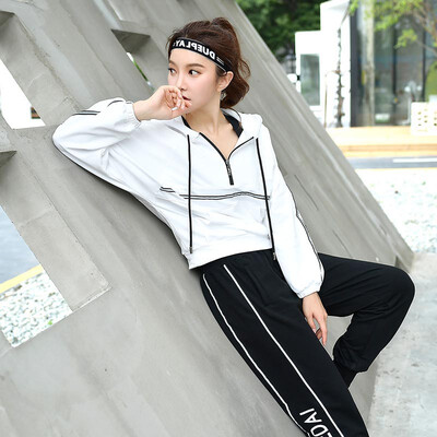 

Colorful 2019 new half zipper fashion sweater female models loose thin&quick dry gym running yoga clothes sports suit black