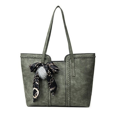 

Women Casual Handbag 2019 Female Large Capacity Tote Bag High Quality PU Leather Shoulder Messenger Bags Handbags With Fur Ball