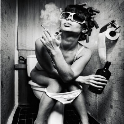 

Modern Black White Sexy Charming Woman Beauty Canvas Painting Toilet Pub Bar Home Decoration Art Wall Pictures 40x50cm no frame