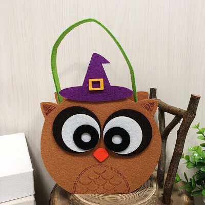 

Halloween Non-Woven Candy Bag Trick or Treat Kids Candy Bucket with Handle Halloween Party Costumes Supplies Decoration--Ghost