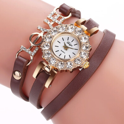 

DUOYA D185 Women Analog Quartz Leather Wrist Watch with LOVE Letters