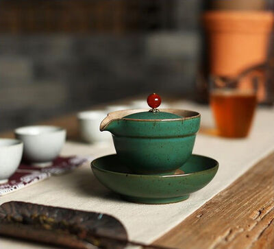 

Ceramic Sea Green Gongfu Tea Rubby Lid Gaiwan with Filter & Coaster 150ml 5oz
