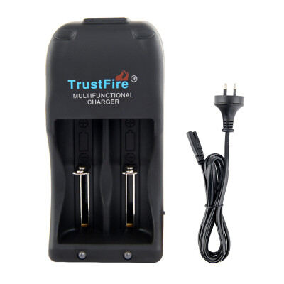 

TrustFire Multi-functional Charger Rechargeable Battery Charger Dual Slot for 18650 26650 25500 14500 18500 17670 1750