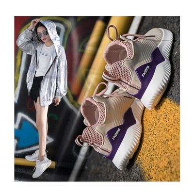 

2018 new womens shoes Gangfeng Harajuku super fire increased casual shoes Korean version of the wild sports running high to help