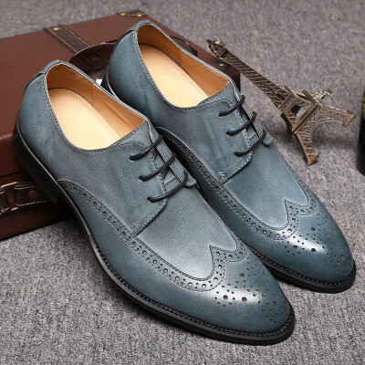 

British men business casual leather shoes carved retro