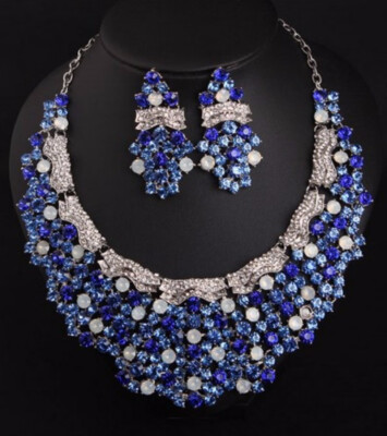 

new nice luxury fashion exaggerated crystal flashing diamond necklace earrings set dress party bride female accessories