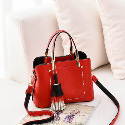 

On the new shoulder bag female Korean version of slung bucket bag personality fashion handbag Joker bag female tide