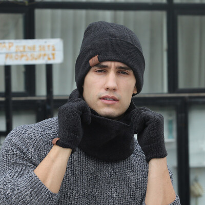 

Excellent beautiful winter warm scarf hat gloves three-piece men&women couple models plus velvet touch screen gloves wool knit scarf hat set gift box S606 dark gray