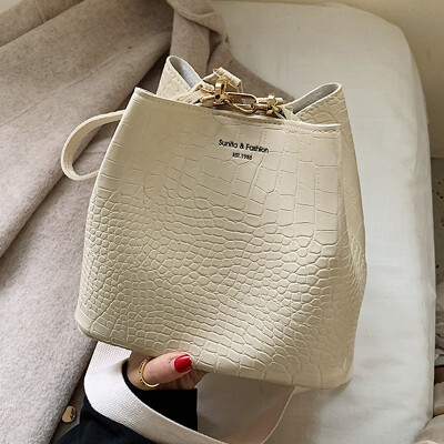 

Crocodile bucket bag casual handbag2019 Korean style new style fashion one-shoulder one-shoulder one-shoulder