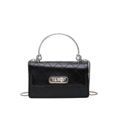 

Texture small bag 2019 female bag spring new Korean version of the wild foreign gas Messenger bag net red student fashion saddle bag