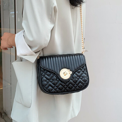 

High-end bag handbags new 2019 fashion embroidery chain bag summer small fresh wild ins Messenger bag