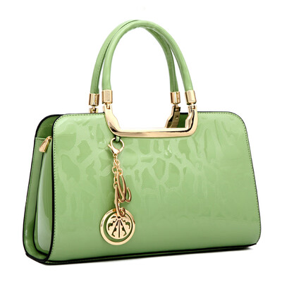 

Fashion Russia style women handbag crossbody Bags high quality patent leather shoulder bags pendant tote messenger bag Clutches