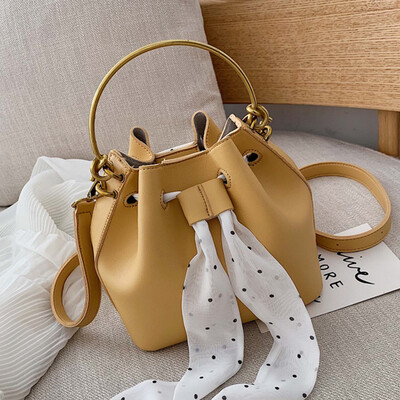 

Foreign women 2019 new Korean portable Joker shoulder bag summer fashion scarves slung bucket bag