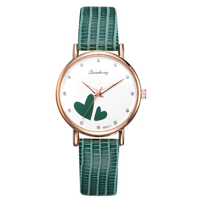 

Korean version of the personality love word quartz watch trend fashion mirror casual watch pu watch