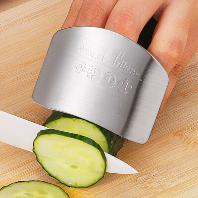 

DIHE Cut Up Vegetables Finger Protector Stainless Steel