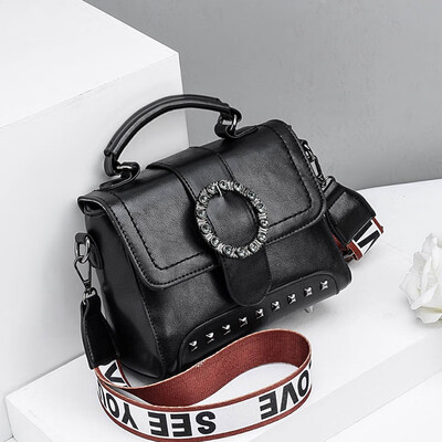 

High-level feeling of the new womens bag Korean version tide hand-held oblique carry fashion temperament feeling single shoulde