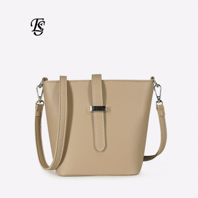 

ESHUNFA 2019 new fashion solid color simple womens shoulder bucket bag Messenger bag ES951 4325