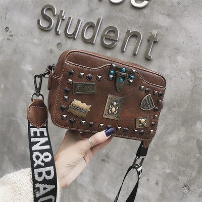 

Small bag female 2019 new female Korean rivet shoulder bag small square bag broadband Joker Messenger bag