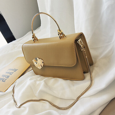 

Bag female 2019 new ins middle school students large capacity fashion bag college fresh backpack shoulder bag
