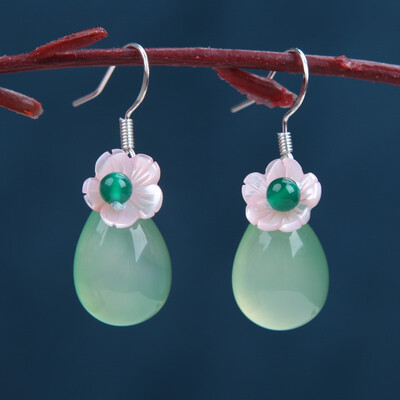 

Simple fashion earrings ethnic style green chalcedony earrings