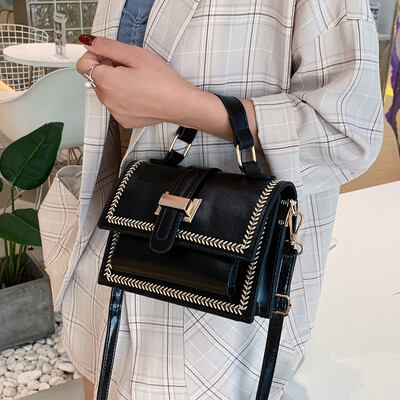 

Advanced sense bag Ocean style simple contrast color mobile handbag 2019 new fashion Korean version of the wild shoulder Messenger bag