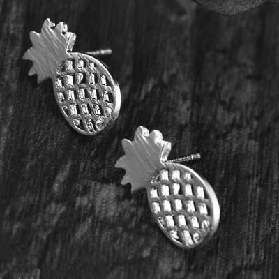 

E060 Sweet Cute Fruits Pineapple Shape Stud Earrings For Women Simple Girls Earrings Best Gift For Friends Minimal Decoration
