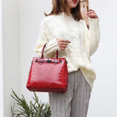 

Tailored Fashion Women Alligator Handbag Wild High Capacity Shoulder Messenger Bag