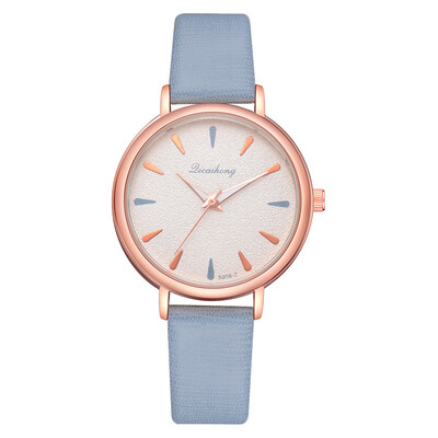

Korean version of the creative concept petal scale quartz watch student personality casual PU leather fashion jewelry watch