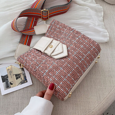 

Small bag women 2019 new minimalist personality woven bucket bag fashion western style broadband messenger bag tide