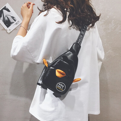 

Cartoon small diagonal bag female 2019 new texture foreign cute chest bag tide Korean version of the wild Harajuku student bag