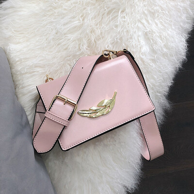 

Qiao Bani 2019 new Korean retro style fashion solid color metal small square bag shoulder diagonal trend female bag