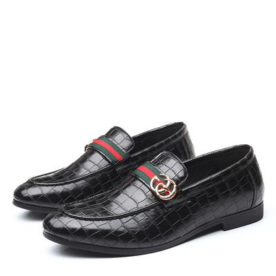 

British pointed leather shoes wild crocodile pattern mens shoes tide casual small shoes