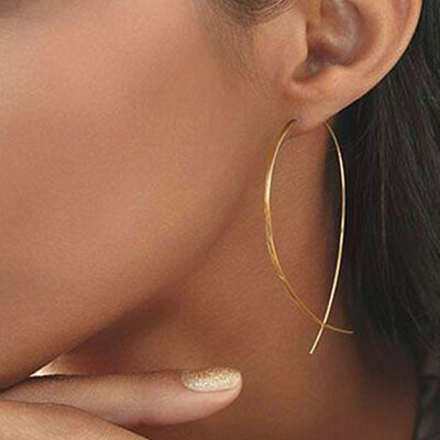 

Simple Elegant Hoop Earrings Round Circle Golden Silver Color Personalized Statement Earrings For Women Brinco Earrings E0336