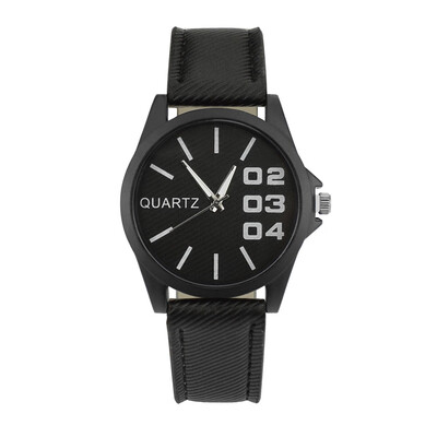 

Gobestart New Men Watch Retro Design Leather Band Analog Alloy Quartz Wrist Watch