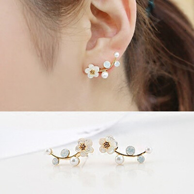 

2019 latest design brand five-pointed star minimalist earrings temperament trend fashion gifts Korean earrings for women