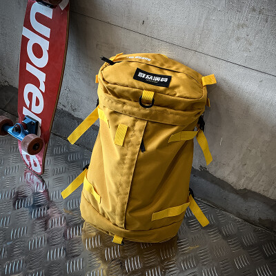 

Large-capacity shoulder bag Chaozhou brand mens net red backpack womens leisure outdoor travel bag college studentsschoolbag