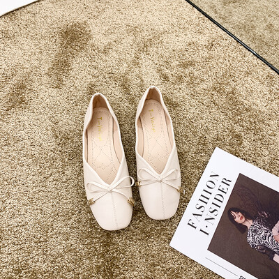 

Flat-soled single shoes Korean version of the Korean version of Grandma shoes butterfly knot square head bean shoes female pe