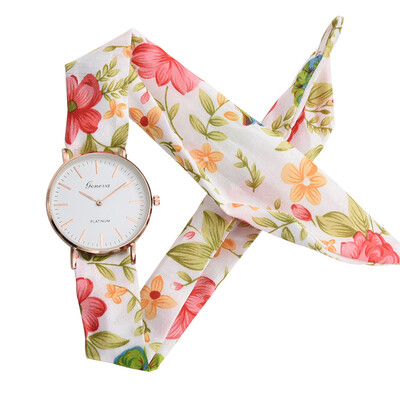 

Fashion casual ladies watch print cloth with wild quartz watch