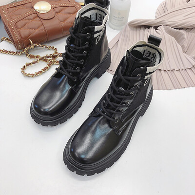 

In Martins Booties Booties Fall the English style is a retro&the Korean version of the chic