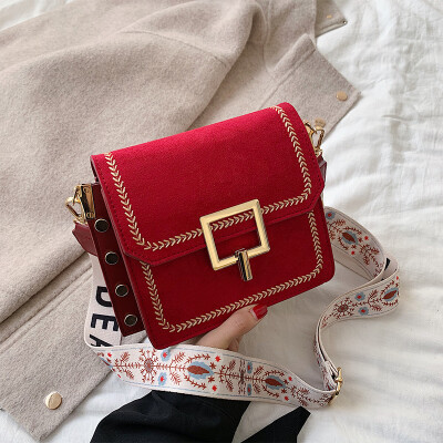 

Early autumn ins leisure bag simple retro frosted broadband small square bag new 2019 shoulder slung bag