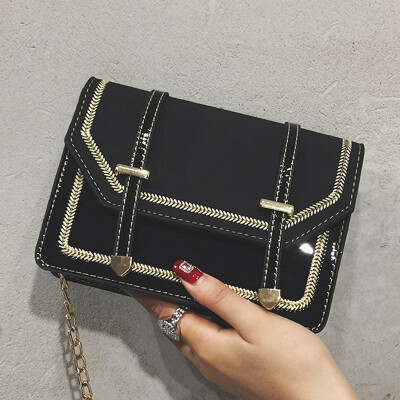 

Chic bag girl 2019 new fashion retro chain square bag simple fashion fairy oblique satchel bag